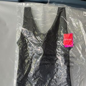 NWT Spanx Tank top shape wear